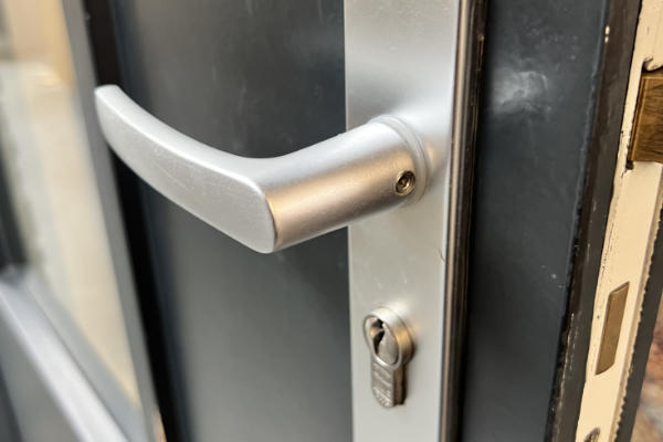 Cilinderslot onderhoud en smeren